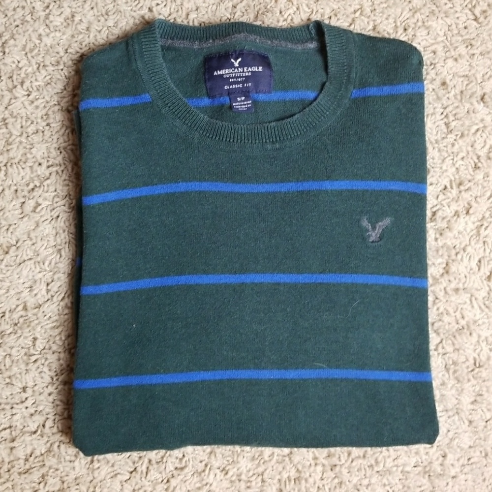 American Eagle classic fit crew neck sweater